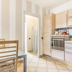 https://residenza-liliana.it-lombardy.com