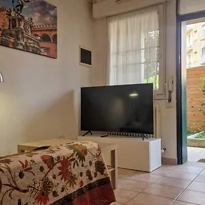 Fiorilli House - Fair District - Gratis Private Parking Włochy