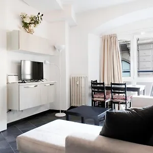 https://lupetta-apartment.it-lombardy.com